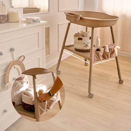 Table à langer mobile rosie sur roulettes avec matelas moelleux Beige sand 6 - vertbaudet enfant 