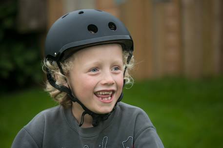 Casque velo et trottinette enfant lids polka dot Noir 1 - vertbaudet enfant 