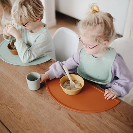 Set de table bébé en silicone antidérapant Cambridge blue confetti 3 - vertbaudet enfant 