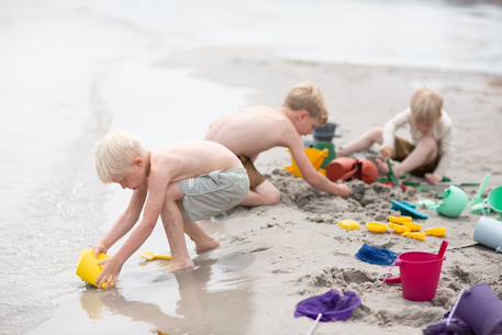 Petite pelle de plage - facile à emporter Mustard 4 - vertbaudet enfant 