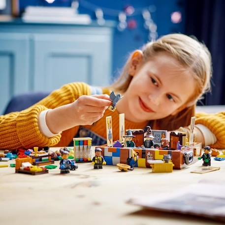 LEGO 76399 Harry Potter La Malle Magique De Poudlard, Jouet Personnalisable, Création d'Accessoire et Personnages, Enfants 8 Ans MARRON 5 - vertbaudet enfant 