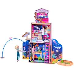 Jouet-Poupons et poupées-Poupées mannequins et accessoires-KidKraft - Maison de poupées 2-in-1 Beach & Rescue Center en bois avec 50 accessoires inclus