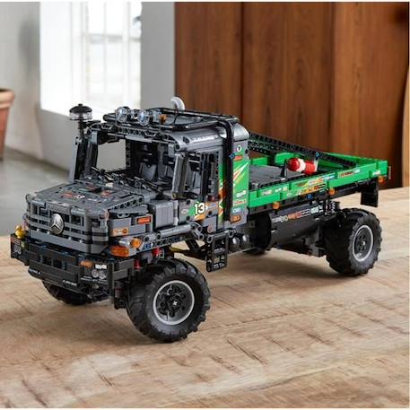 LEGO® Technic Le Camion d’Essai 4x4 Mercedes-Benz Zetros 42129 - Contrôle via Application NOIR 2 - vertbaudet enfant 