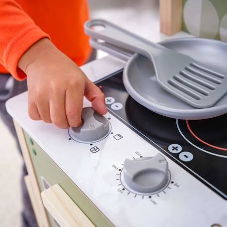 KidKraft - Cuisine en bois Time To Cook pour enfant - 5 accessoires dont ustensiles de cuisine inclus - EZ Kraft Assembly™ VERT 4 - vertbaudet enfant 