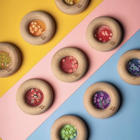 Hochet sensoriel donut fruits Jaune+Orange+Rouge+Vert+Violet 15 - vertbaudet enfant 