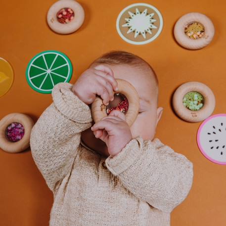Hochet sensoriel donut fruits Jaune+Orange+Rouge+Vert+Violet 14 - vertbaudet enfant 