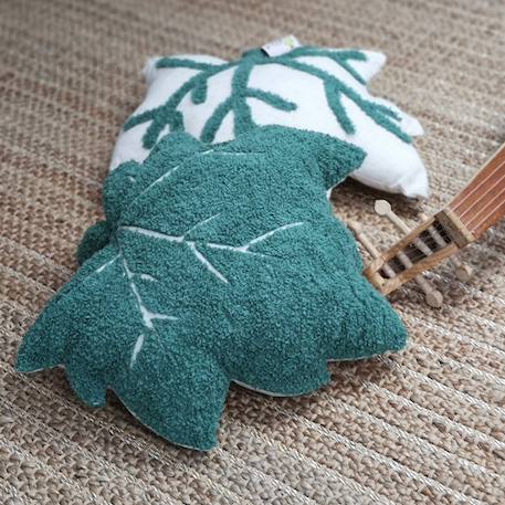 Coussin chambre enfant petites feuilles little fall Vert 3 - vertbaudet enfant 