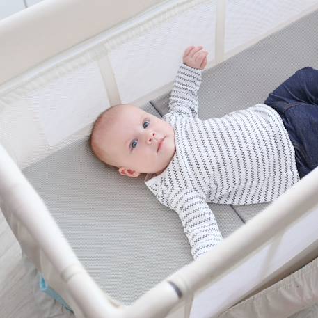 Matelas pliant respirant et déhoussable + sac de transport safe asleep® Gris 2 - vertbaudet enfant 