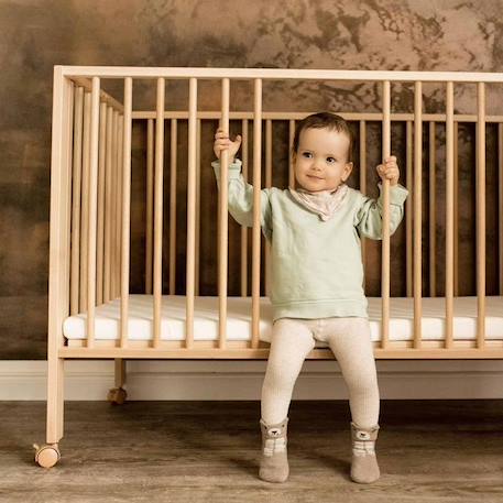 Lit pour enfant à barreaux pliable  avec matelas Blanc+Bois naturel 8 - vertbaudet enfant 