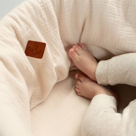 Couffin bébé avec matelas habillage et drap housse jeanne Beige+Blanc+Bleu+Camel+Écru+Gris clair+Rose+Terracotta+Vert de gris 2 - vertbaudet enfant 
