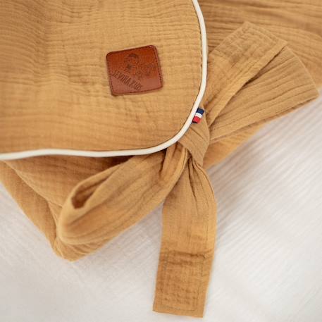 Couverture d'emmaillotage en gaze de coton jeanne Beige+Blanc+Blanc à pois or+Bleu+Camel+Écru+Gris clair+Terracotta+Vert de gris+Vieux rose 22 - vertbaudet enfant 