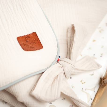 Couverture d'emmaillotage en gaze de coton jeanne Beige+Blanc+Blanc à pois or+Bleu+Camel+Écru+Gris clair+Terracotta+Vert de gris+Vieux rose 4 - vertbaudet enfant 