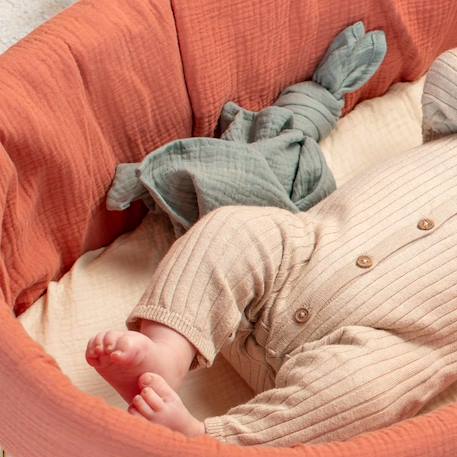 Habillage de couffin en gaze de coton jeanne Beige+Blanc+Bleu+Camel+Écru+Gris clair+Rose+Terracotta+Vert de gris 6 - vertbaudet enfant 
