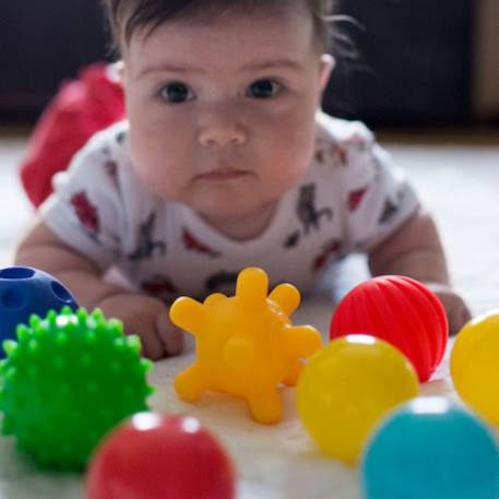 Balles sensorielles montessori – coffret de 5 dès la naissance Multicolore 3 - vertbaudet enfant 