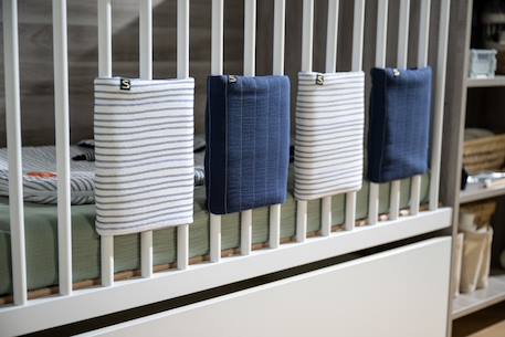 Protections de barreaux de lit en coton Beige+Beige foncé+Bleu/blanc+Ecru léopard+Moutarde+Rose+Rose foncé+Rouge+Vert+Vert tilleul 10 - vertbaudet enfant 