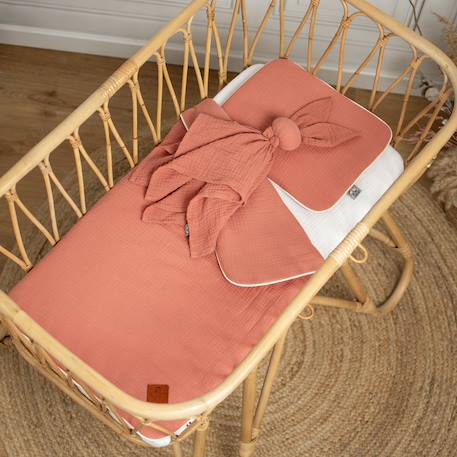 Set berceau couverture et coussin en gaze de coton jeanne Beige+Blanc+Blanc à pois or+Camel+Écru+Gris clair+Rose+Terracotta+Vert de gris 34 - vertbaudet enfant 