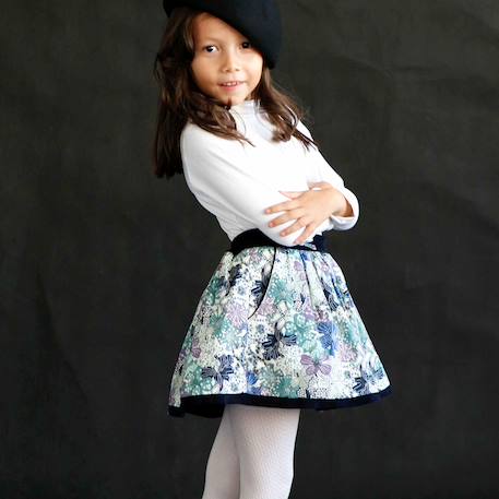 Jupe fleurie    pour   lilou Bleu marine lilas 1 - vertbaudet enfant 