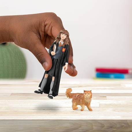 Figurine hermione et pattenrond Beige 3 - vertbaudet enfant 