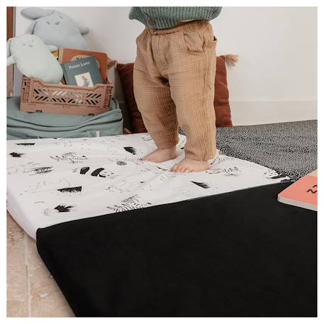 Tapis de motricité évolutif 3 en 1 Lapins+Modèle black and white 12 - vertbaudet enfant 