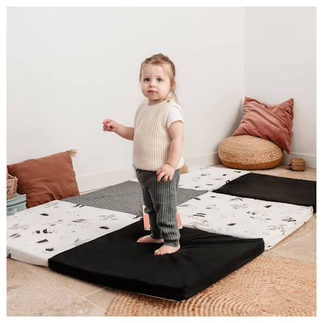 Tapis de motricité xl évolutif 5 en 1 Lapins+Modèle black and white 8 - vertbaudet enfant 