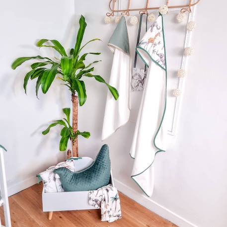 Grande cape de bain en coton et bambou safari Safari, vert, gris, blanc 4 - vertbaudet enfant 