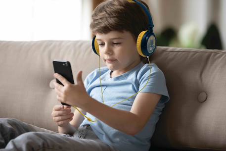Casque stéréo filaire pliable batman avec limitation de volume d'écoute MULTICOLORE 2 - vertbaudet enfant 