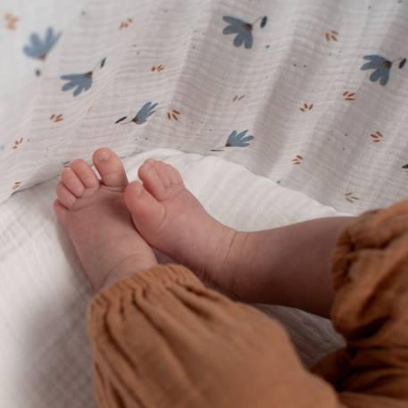 Habillage de couffin en gaze de coton Bleuet imprimé floral 4 - vertbaudet enfant 
