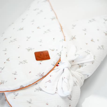 Couverture d'emmaillotage évolutive en gaze de coton melody Melody, blanc imprimé minimaliste 4 - vertbaudet enfant 