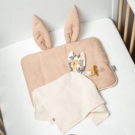 Doudou lapin attache tétine en gaze de coton néo vintage Néo vintage imprimé floral, beige, blanc 2 - vertbaudet enfant 