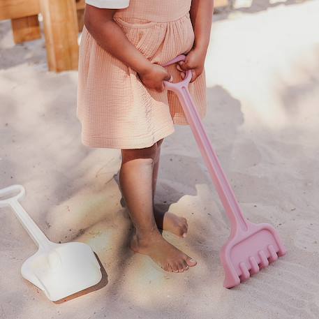 Set de pelle et râteau pour s'amuser sur la plage Orange+Violet 9 - vertbaudet enfant 