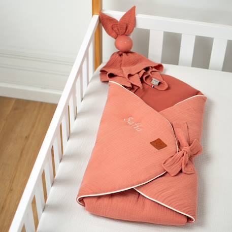 Couverture d'emmaillotage évolutive en gaze de coton jeanne Beige+Blanc+Blanc à pois or+Bleu+Camel+Camel à pois or+Écru+Terracotta+Vert de gris 47 - vertbaudet enfant 