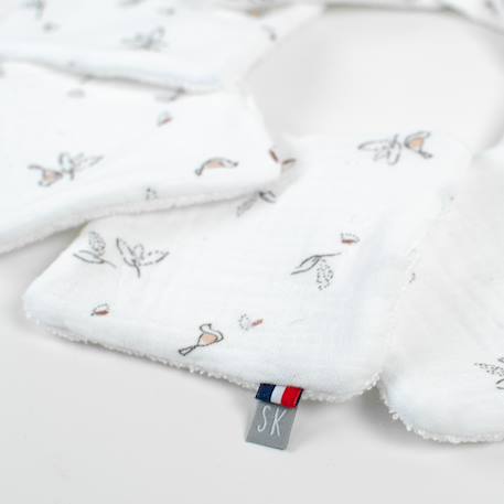 Lingettes bébé lavables en  coton 8 pièces stella Blanc+Bleu+Bleuet imprimé floral+Dinosaures, écru, vert+Écru+Eucalyptus, vert, gris+Gris clair+Melody, blanc imprimé minimaliste+Néo vintage imprimé floral, beige, blanc+Rouge+Safari, vert, gris, blanc+Sidonia, beige, écru, blanc 26 - vertbaudet enfant 