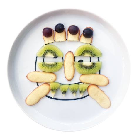 Box assiette porcelaine monstre + ventouse + livret d'inspirations Multi-coloured 6 - vertbaudet enfant 