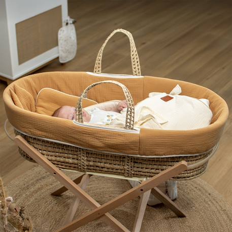 Couffin bébé avec matelas habillage et drap housse jeanne Beige+Blanc+Bleu+Camel+Écru+Gris clair+Rose+Terracotta+Vert de gris 19 - vertbaudet enfant 