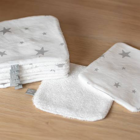 Lingettes bébé lavables en  coton 8 pièces stella Blanc+Bleu+Bleuet imprimé floral+Dinosaures, écru, vert+Écru+Eucalyptus, vert, gris+Gris clair+Melody, blanc imprimé minimaliste+Néo vintage imprimé floral, beige, blanc+Rouge+Safari, vert, gris, blanc+Sidonia, beige, écru, blanc 2 - vertbaudet enfant 