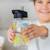 Gourde enfant ergonomique 450 ml Beige+Bleu+Gris+Jaune+Kaki+Noir+Rose+Vert de gris 31 - vertbaudet enfant 