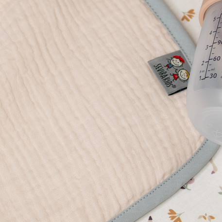 Bavoir à nouer en gaze de coton Jeanne Made in France Beige+Blanc+Bleu+Camel+Écru+Rose+Terracotta+Vert de gris 4 - vertbaudet enfant 