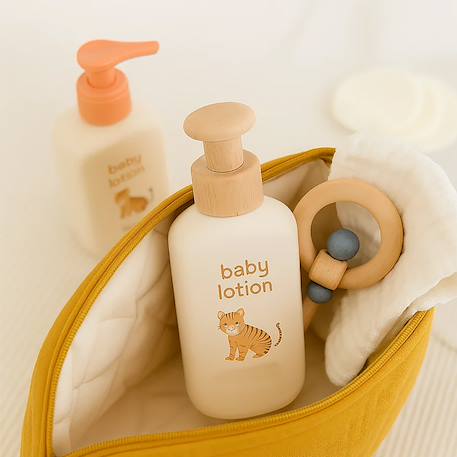 Trousse de toilette en coton bio Blanc+Fraise+Honey+Rose+Vichy 17 - vertbaudet enfant 