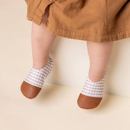 Chaussons tout-terrain les petits cœurs (pointures 24-26) Beige, marron+Blanc, beige, marron+Ecru, beige, marron+Ecru, rouge, marron+Marron, noir+Vert d'eau, écru 8 - vertbaudet enfant 